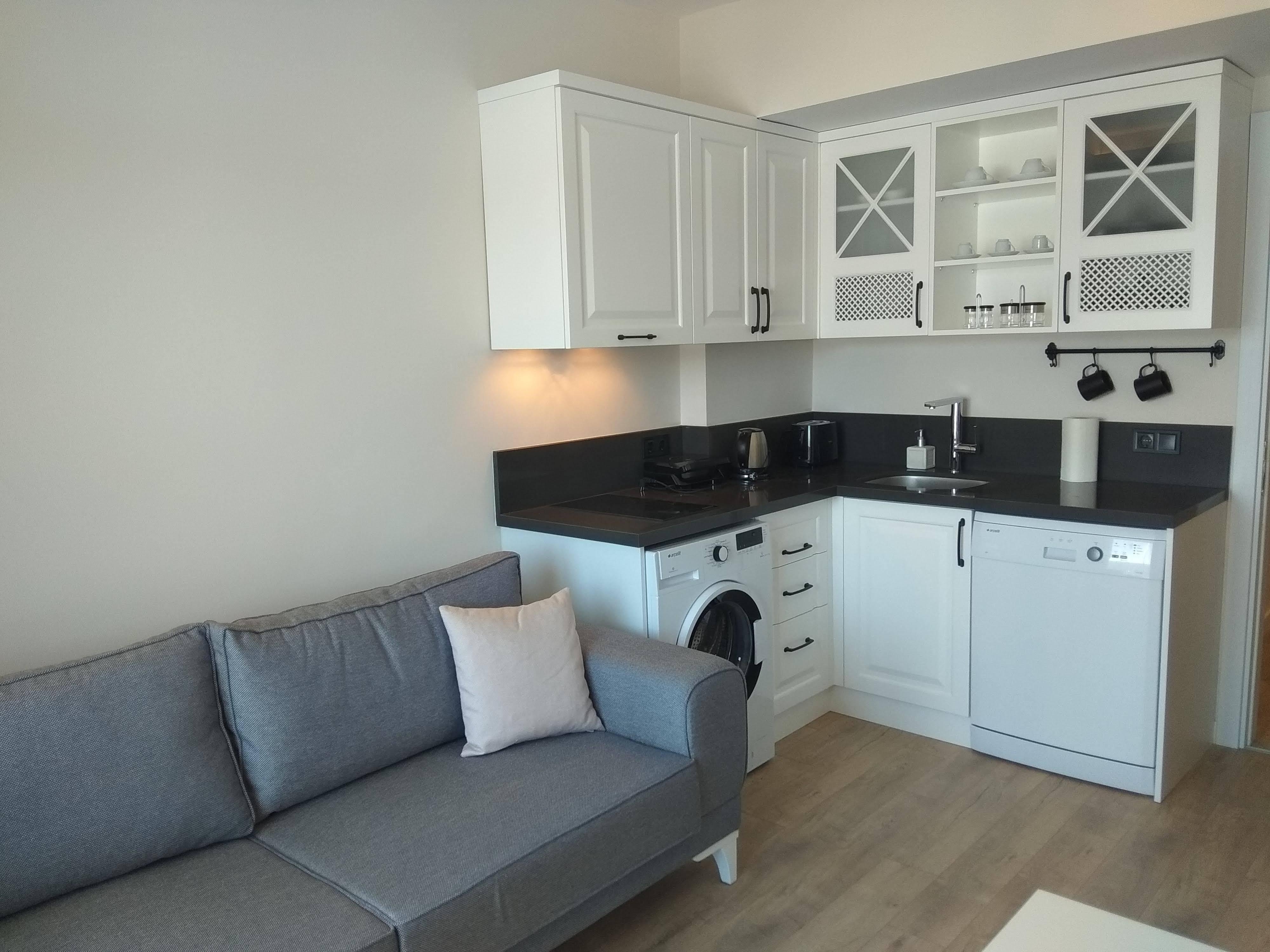 Ece Marina Suites Фетхие Экстерьер фото