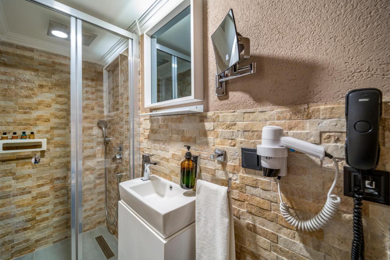 Ece Marina Suites Фетхие Экстерьер фото