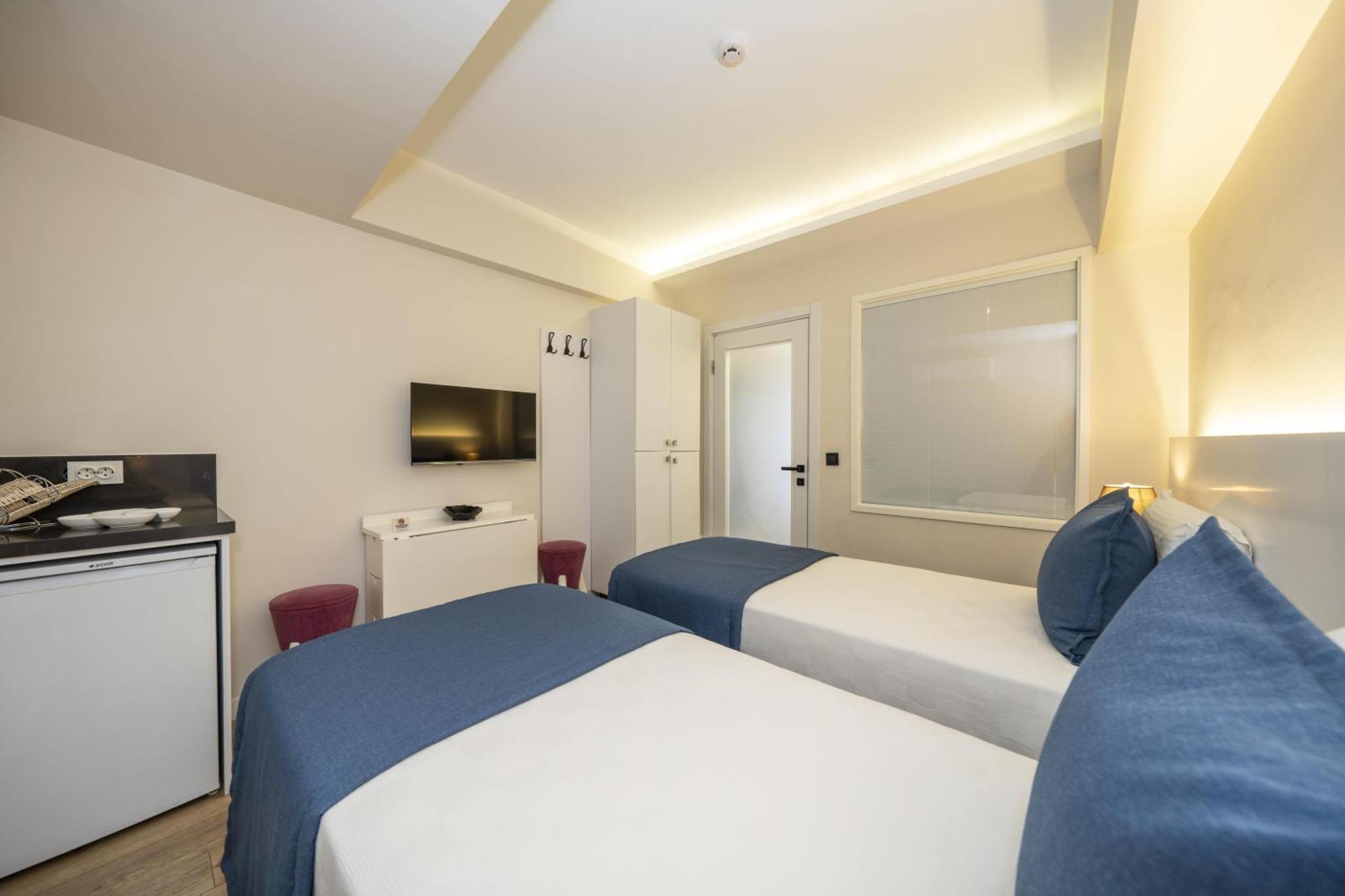 Ece Marina Suites Фетхие Экстерьер фото