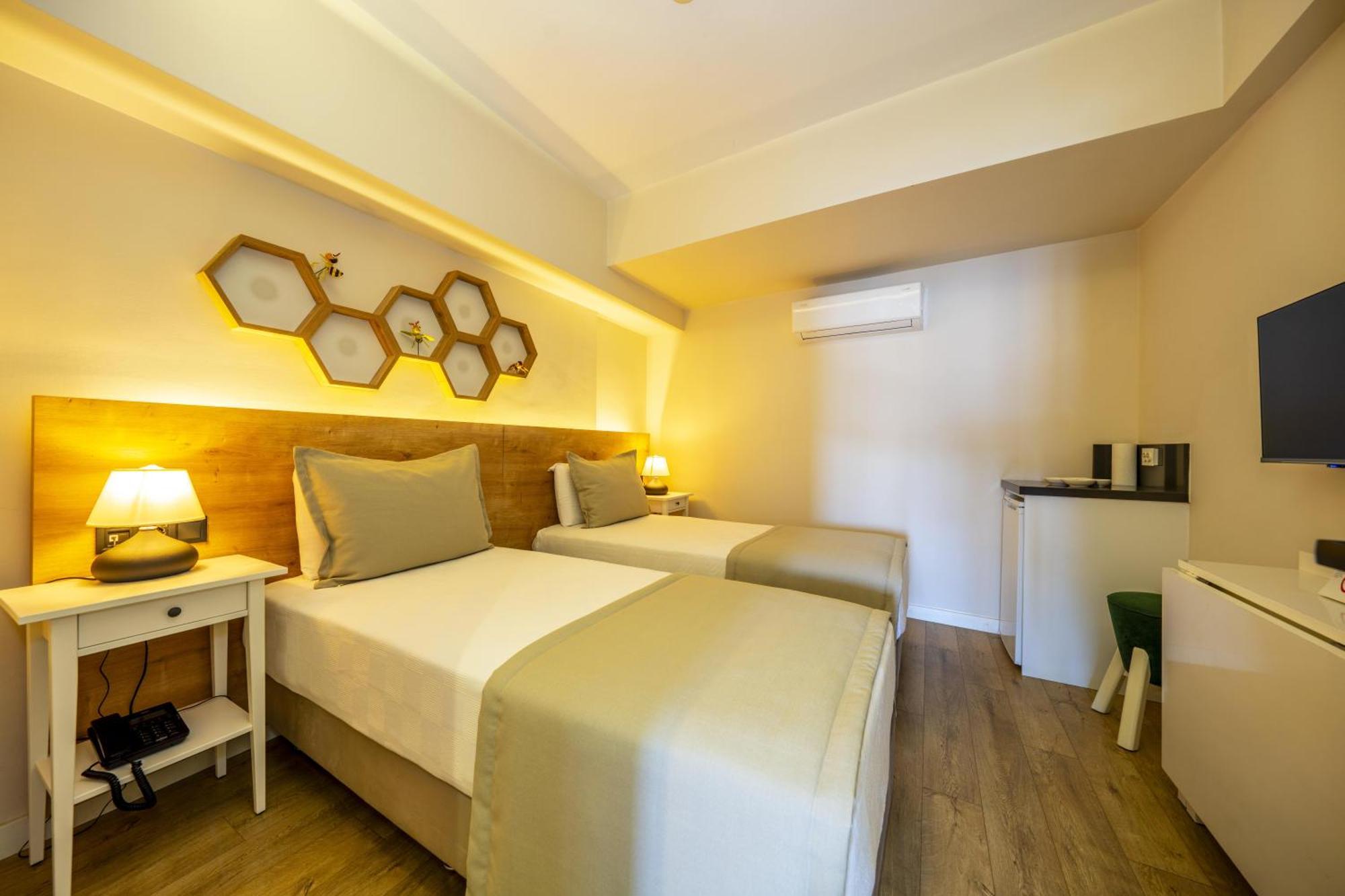 Ece Marina Suites Фетхие Экстерьер фото