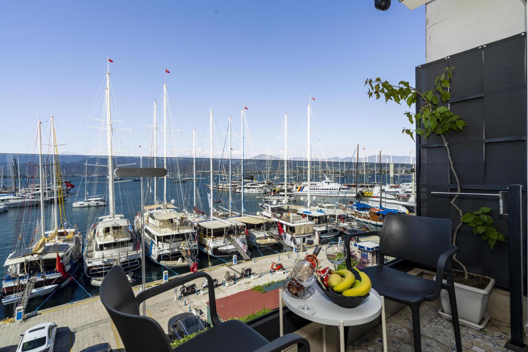 Ece Marina Suites Фетхие Экстерьер фото